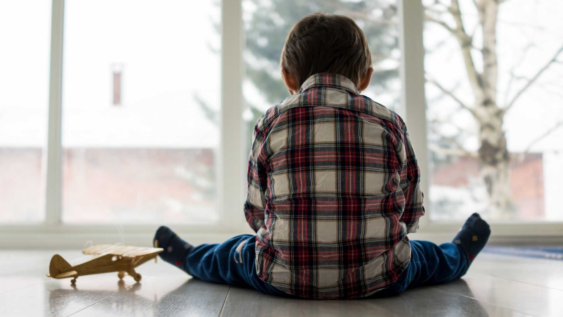 Play in Autism: 6 Reasons to Promote Play Skills and How to Do It